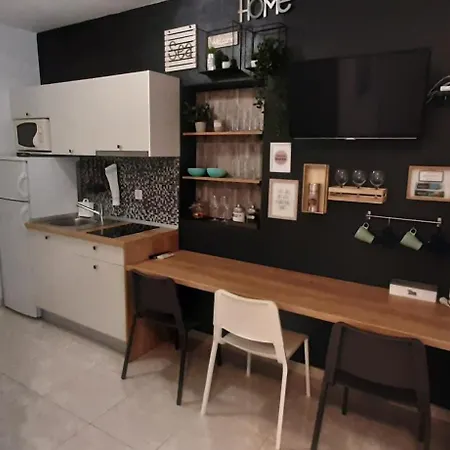 شقة Luxury Nadalina Sea View