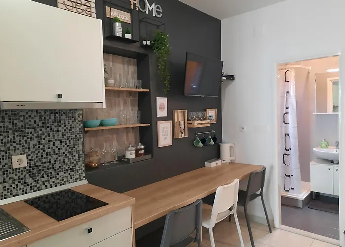 شقة Luxury Nadalina Sea View *