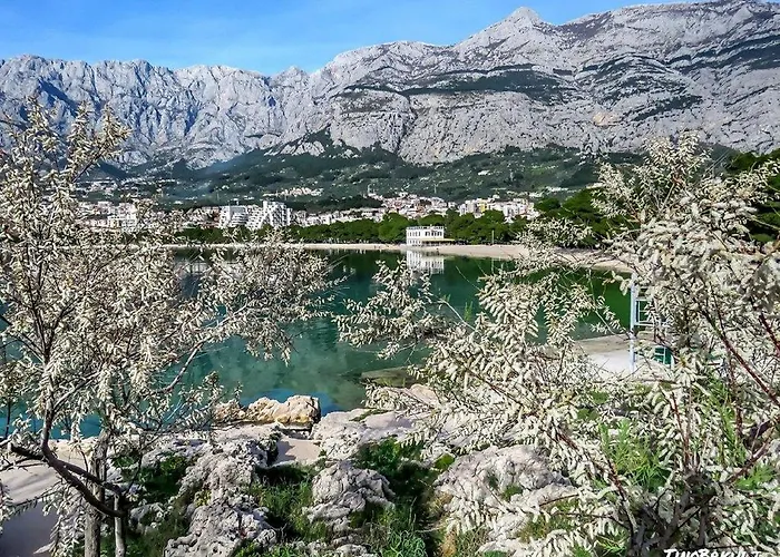 Luxury Nadalina Sea View شقة *